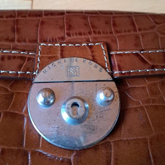 Vintage Michael Kors Leather Embossed Allegator Clutch/Chain Shoulder Bag - Picture 7 of 10